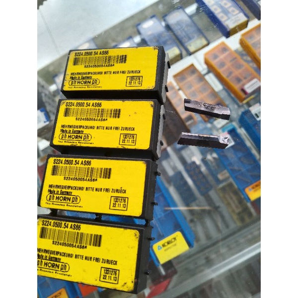 pahat bubut,insert bubut POTONG CARBIDE