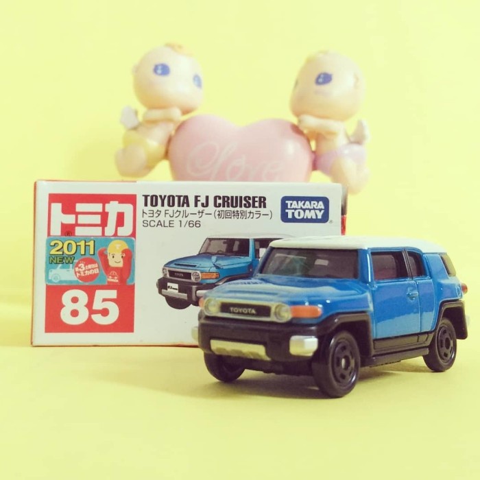 Tomica Reguler 85 Toyota FJ Cruiser Blue