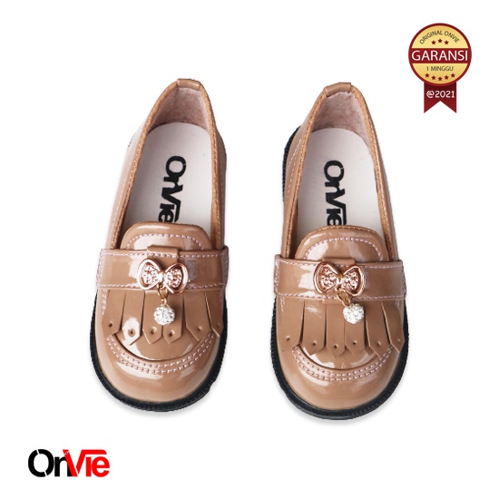 Sepatu Slipon Loafers Anak Perempuan Manik Pita Mutiara