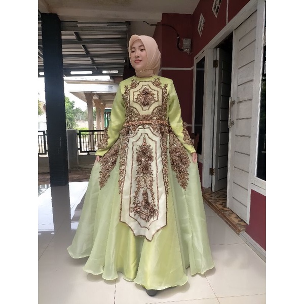 gaun talitha