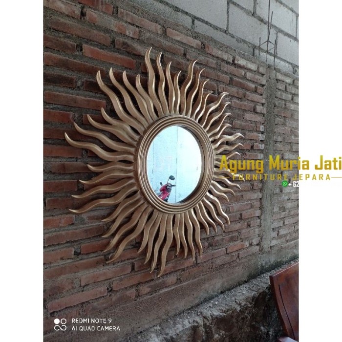 FIGURA KACA MATAHARI KAYU JATI