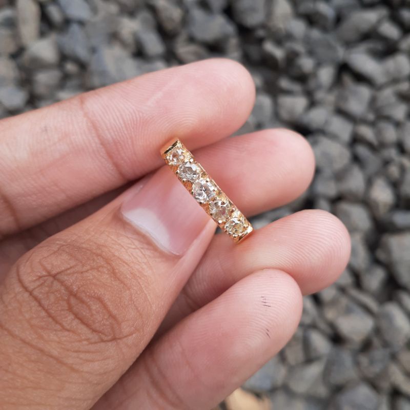 cincin wanita emas berlian banjar