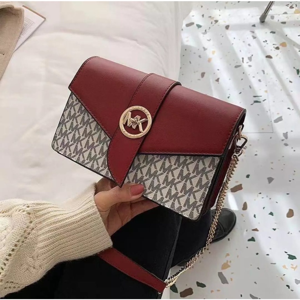 Tas slempang bahu wanita