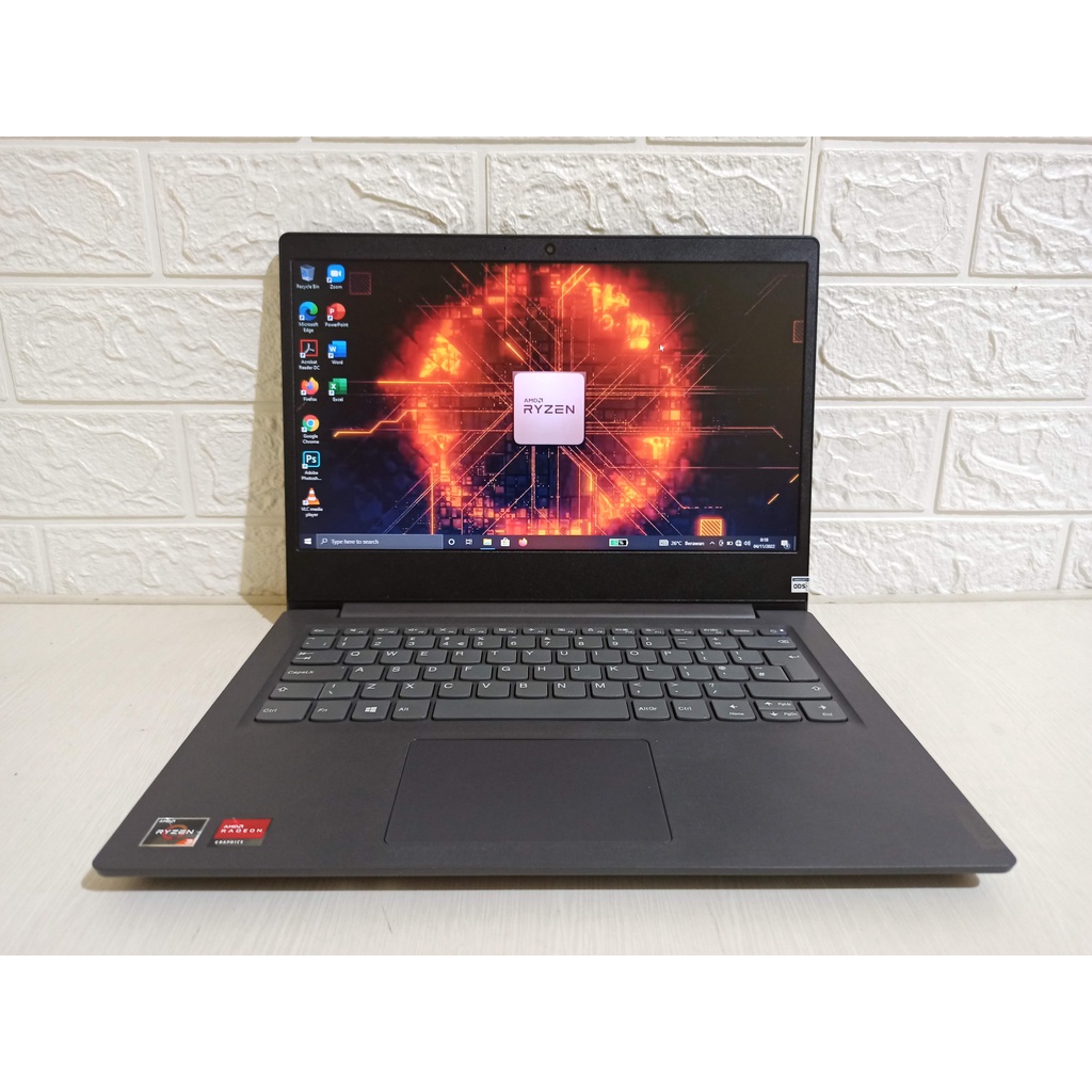 Lenovo V14-ADA AMD Ryzen 3 3250U SSD 256GB Laptop Bekas Second Like New