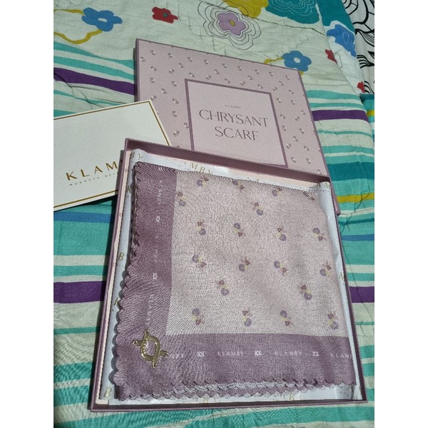 Preloved Chrysant Scarf - Jubilee by Wearing Klamby