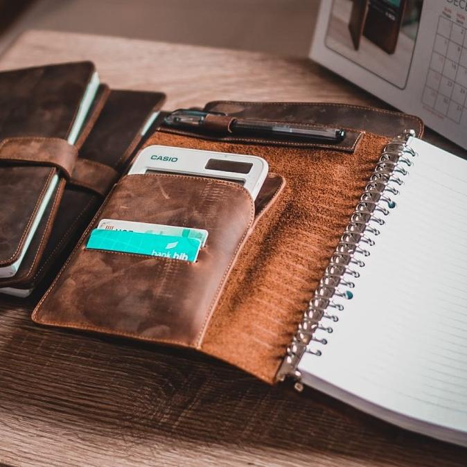 

AGENDA BINDER A5+COVER KULIT SAPI ASLI AGENDA BUKU MURAH [FREE GRAFIR]