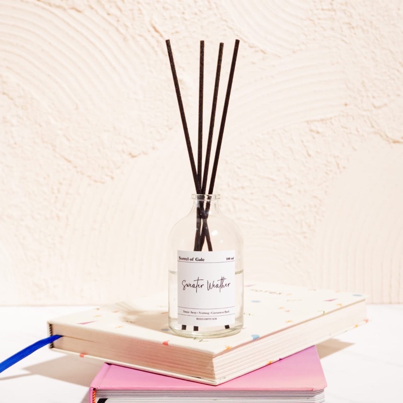 Reed Diffuser Alami Ramah Lingkungan by Madame Berdin | Pengharum Ruangan Ramah Lingkungan | Hampers Bridesmaid | Hadiah Lebaran | Kado Ulangtahun Wisuda | Kado Sahabat | Properti foto Aesthetic | Hampers Wedding Wisuda Ulangtahun