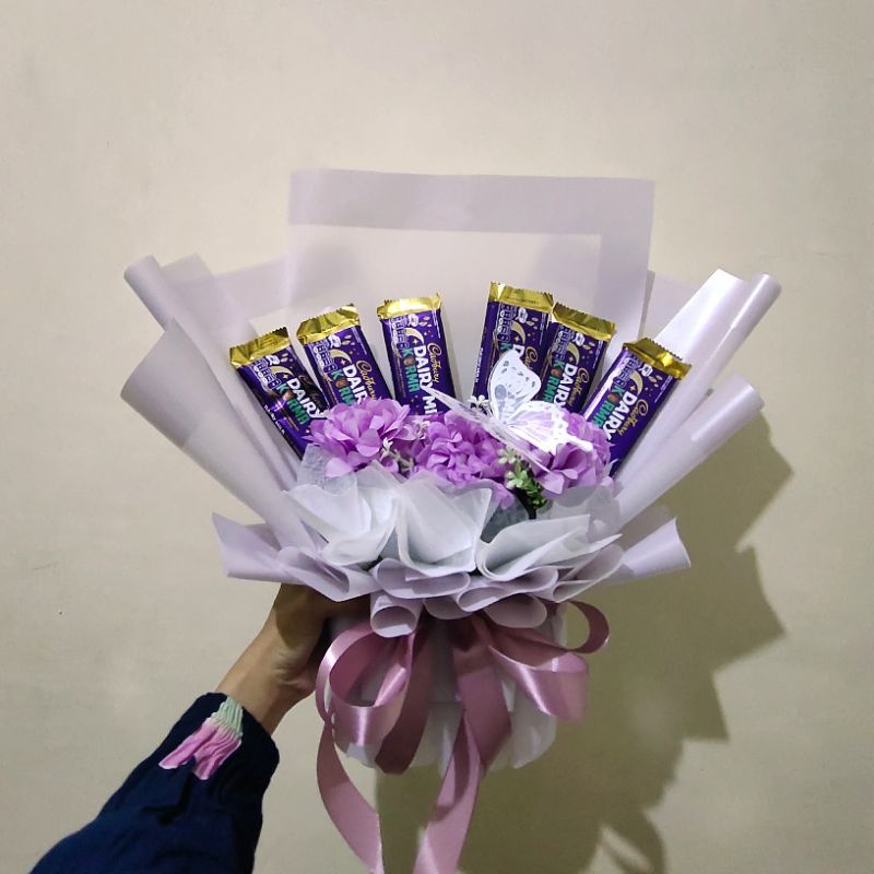 buket coklat dairy milk