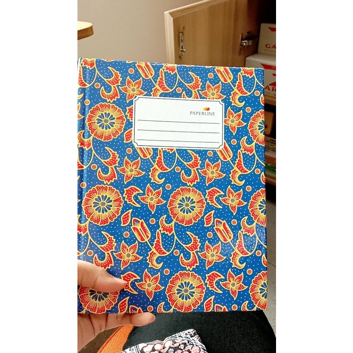 

Buku Tulis Hard Cover Paperline isi 100 Lembar Sampul Keras Kuarto Kwarto Quarto