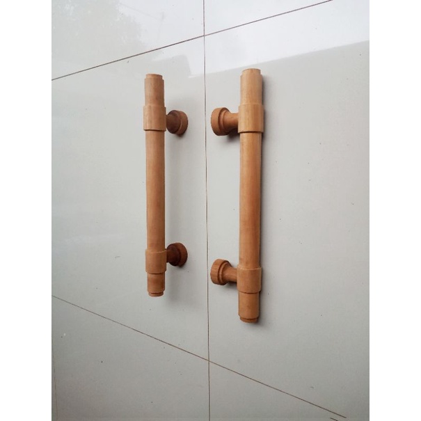 gagang pintu kayu