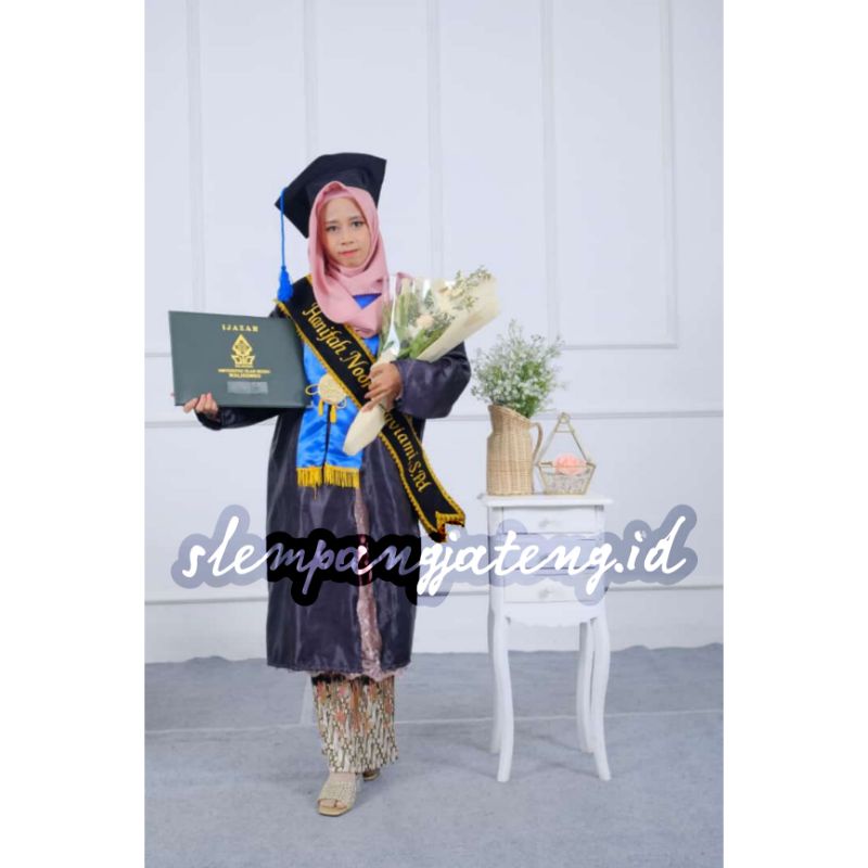 TOGA WISUDA UIN WALISONGO (JUBAH + TOPI + TALI FAKULTAS)