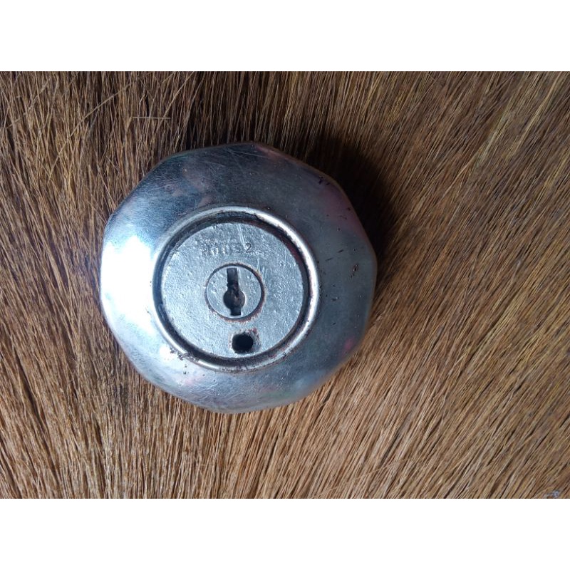 tutup tangki cb100 cg100 cb125 original bekas