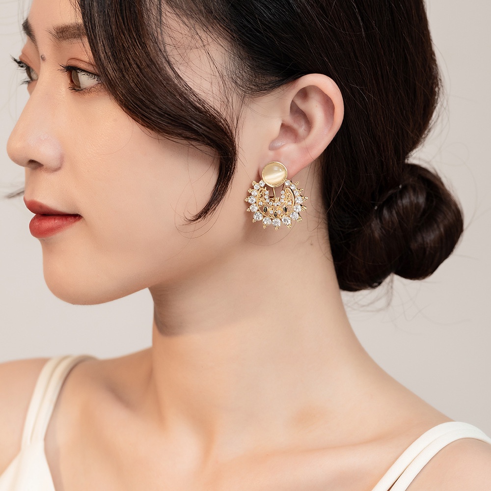 Opal Melubangi Berlian Berlian Angin Dingin High-end Niche Earrings