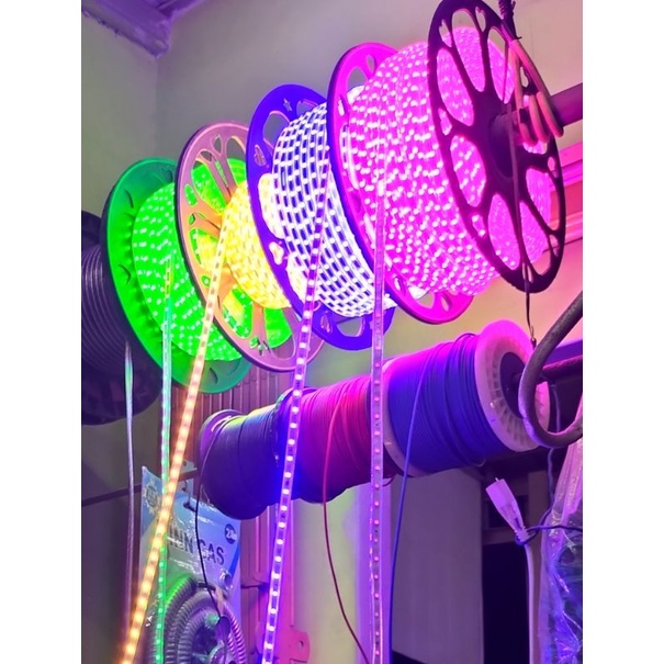 lampu selang warna_soket led strip