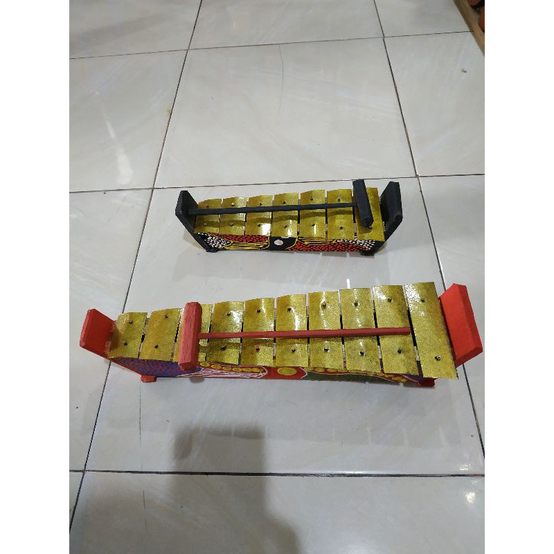 Mainan Anak Tradisiobal - Gamelan Mainan Anak - Gamelan Saron 10 Bilah