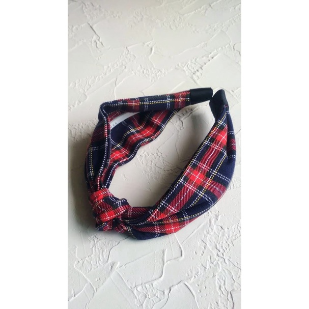 Bando Knot Seragam Sekolah St. Laurensia, Aksesori Rambut Praktis dan Elegan untuk Siswi