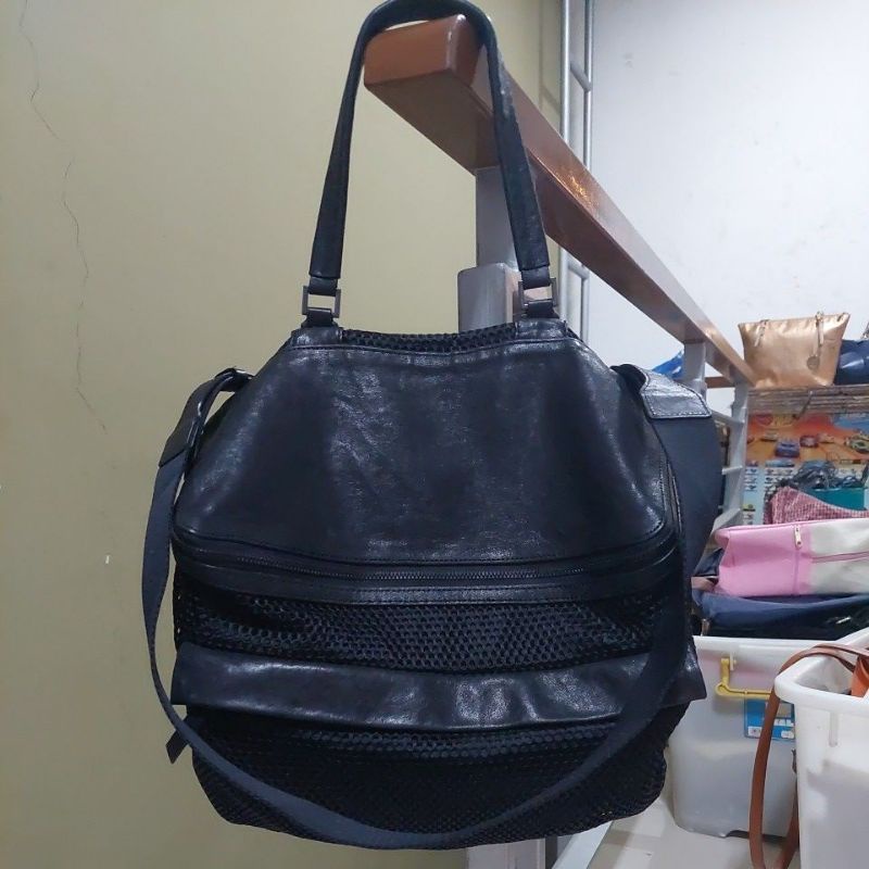 Tas Sling KUHO