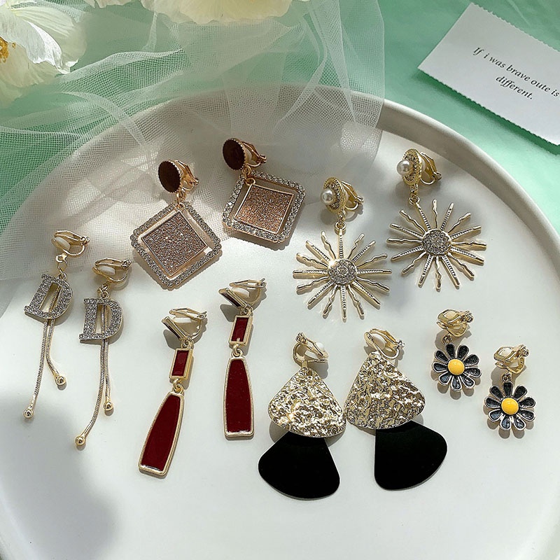 Gaya Korea Klip Telinga retro Anting Mutiara Anting Musim Gugur Musim Dingin Musim Semi Festival Earrings925Perak