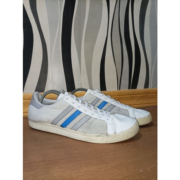 Sepatu Adidas Court Star (second) Size 46