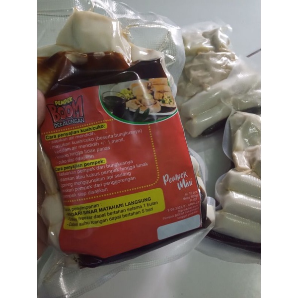

Pempek Frozen lezattt terfavorit (isi 10)