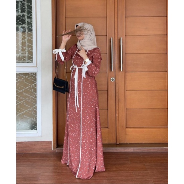 Naura Motif Dress by Javina