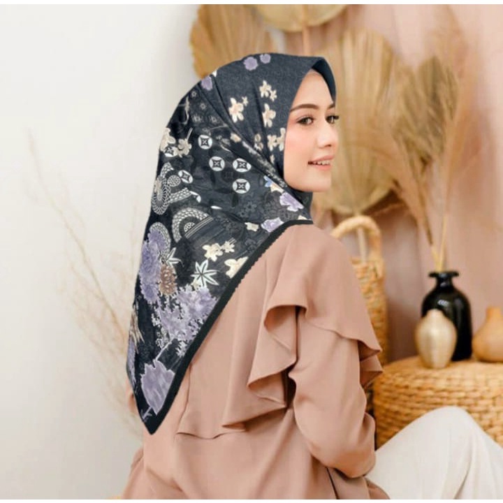 Umama Scarf - Kerudung Motif Segi Empat Paris Olive Motif Lc Juragan_Jilbab Hijab Murah Hijab Katun 