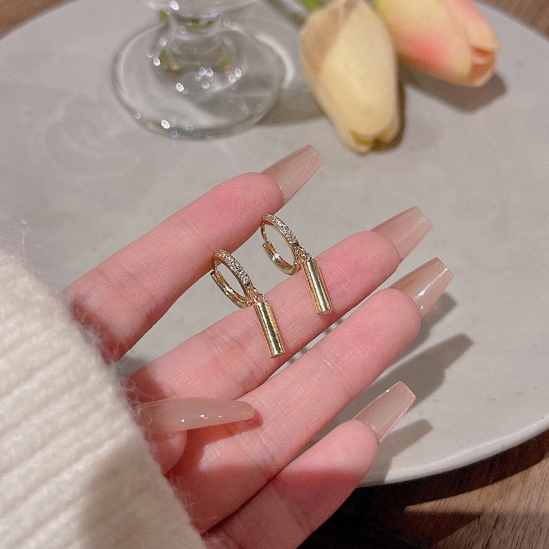 925jarum Perak Halus Telinga Gesper Anting Wanita fashion Kolom Liontin Anting