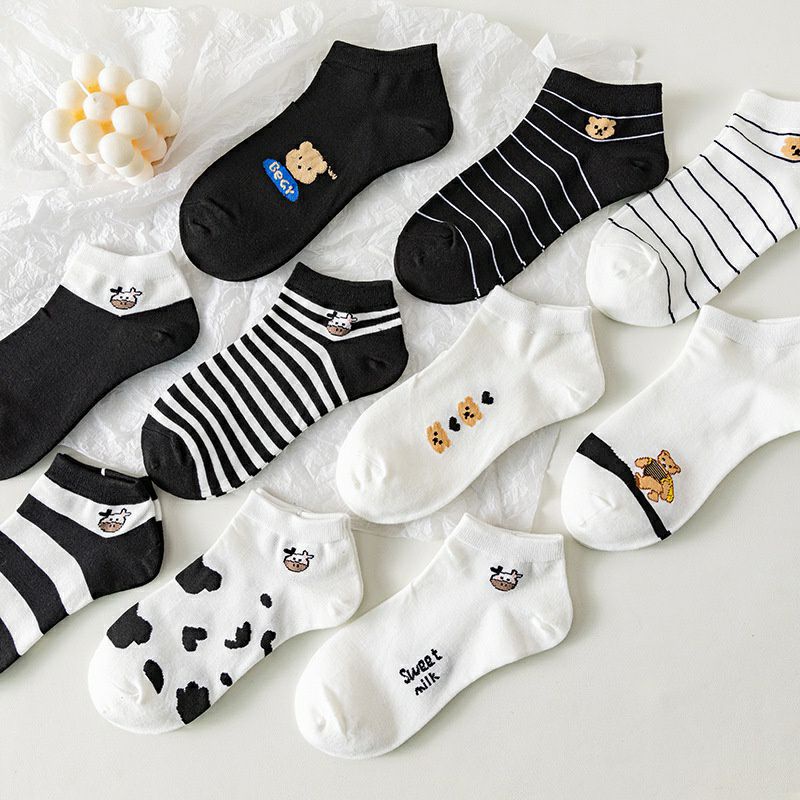 Kaos Kaki Pria Wanita Motif Beruang Kaos Kaki Pendek Korean Style Bear Ankle Socks