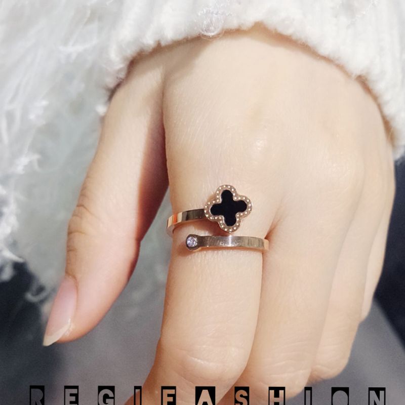 Cincin Titanium Clover Permata Berkilau Cincin Titanium Asli Cincin Wanita Korea Model Terbaru Anti Karat Tidak Luntur