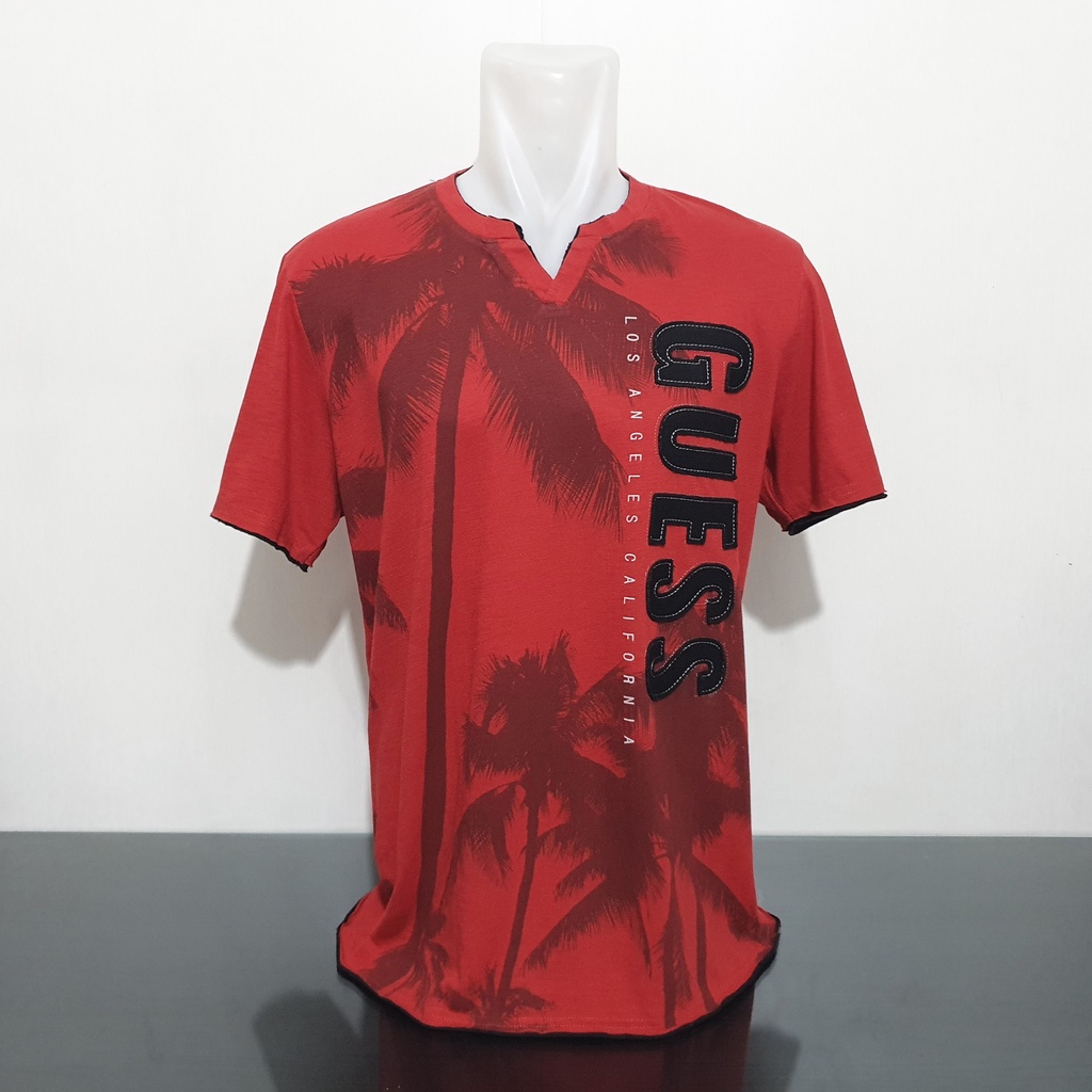 Baju Kaos GUESS - Size L - Lebar Dada 54 cm - Original 100%