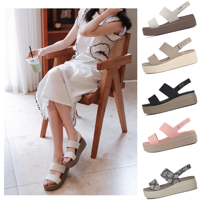 SANDAL WANITA BROOKLYN LOW WEDGES CROCS / BROOKLYN tali