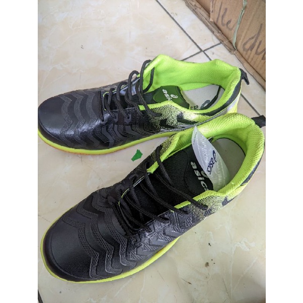 Sepatu Badminton sol karet mentah