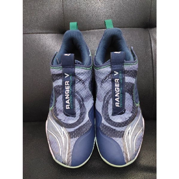 sepatu lining ranger v