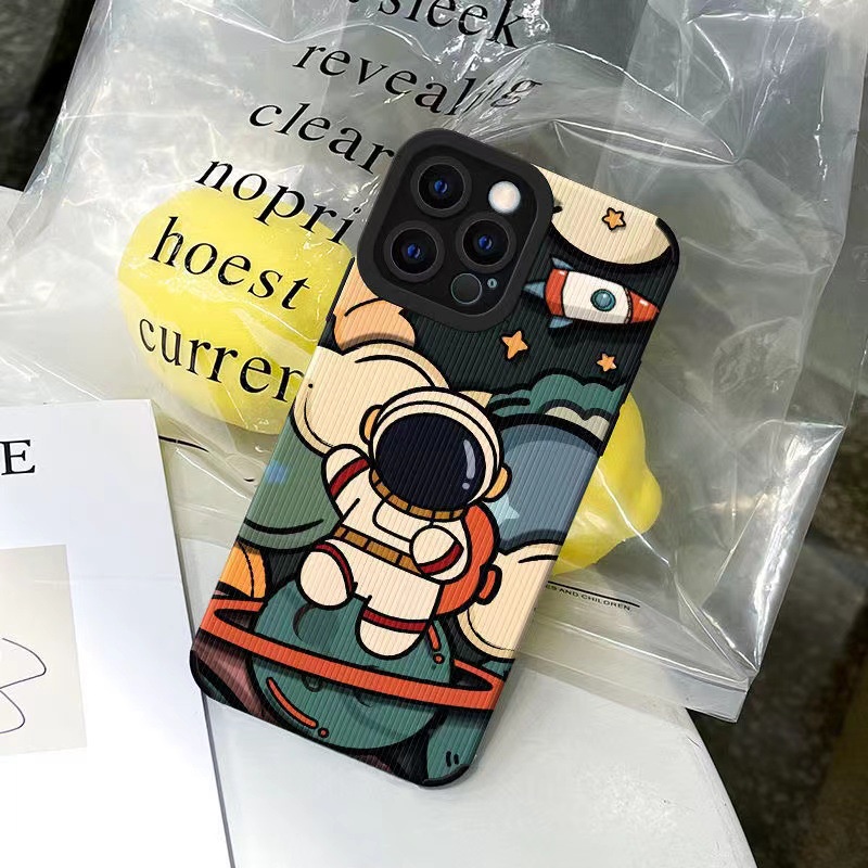 IPHONE Ins Pola Astronot Cocok Untuk Iphone14 14pro 14Plus 14prm Iphone13 13pro 13prm Iphone11 7Plus 8Plus Xr XS 12 Pro Max Empat Sudut Casing Ponsel Tahan Guncangan