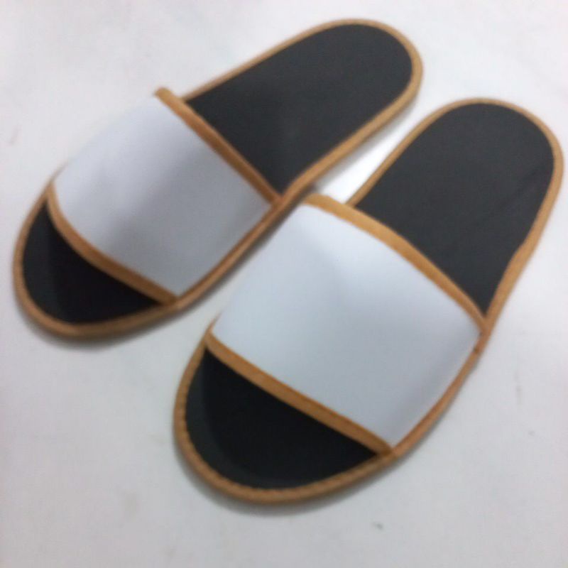 SANDAL HOTEL/LANTAI hitam putih list coklat