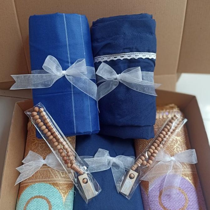 Paket Kado Pernikahan Lengkap Mukena Sarung Hampers Sajadah Mukena