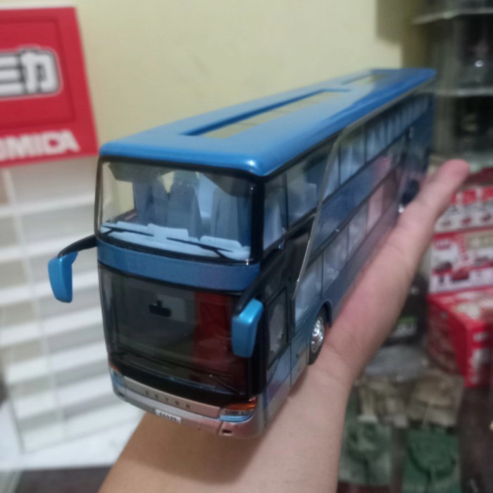 Diecast Miniatur Bus Double Decker Bis Tingkat Kota Pull Mainan Besi