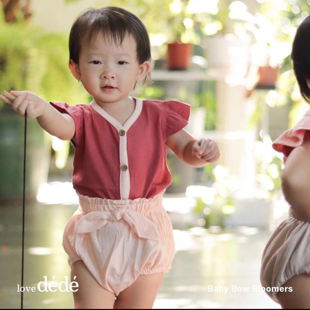 OEKO TEX certified! Baby Bow Bloomers with ruffles lovedede Celana Puff anak bayi Lembut Nyaman Lucu Termurah Terlaris celana JEANS babeebabyshop bayi carrol