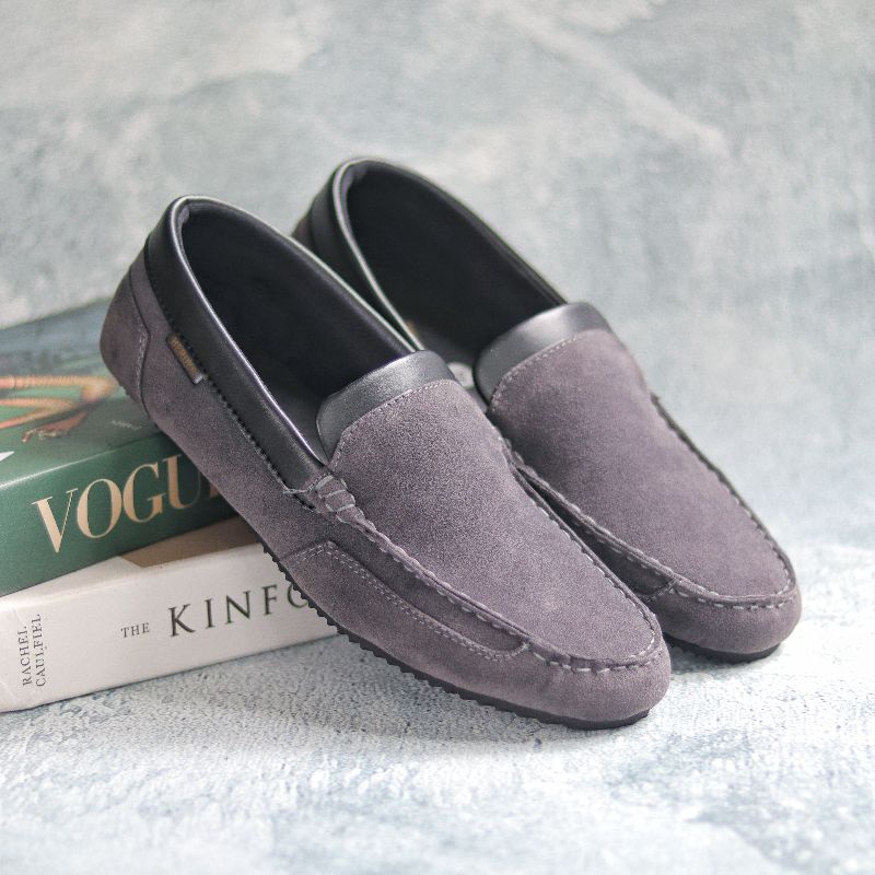 Sepatu Slip On Pria Sepatu Casual Pria Sepatu Original Sepatu Kasual Slip Antislip Santai Kerja Kuliah