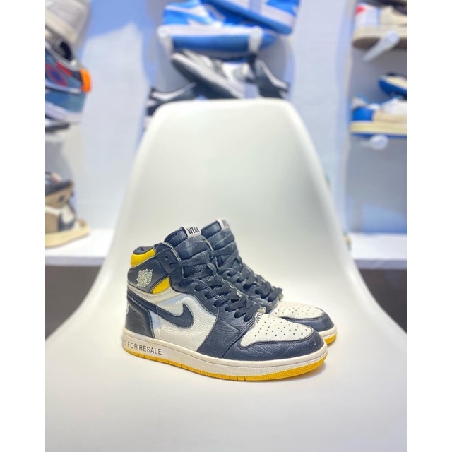 READY NIKE AJ1 NO PHOTOS REQ SHOPEE