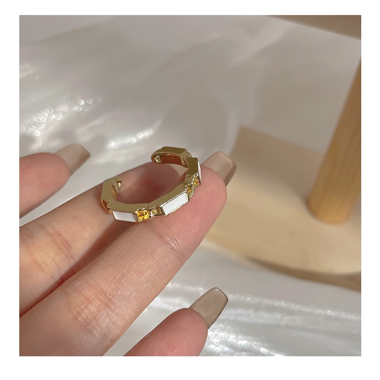 (open ring)Cincin Model Terbuka Bentuk Kotak Warna Putih Gaya Korea (TR - 004)