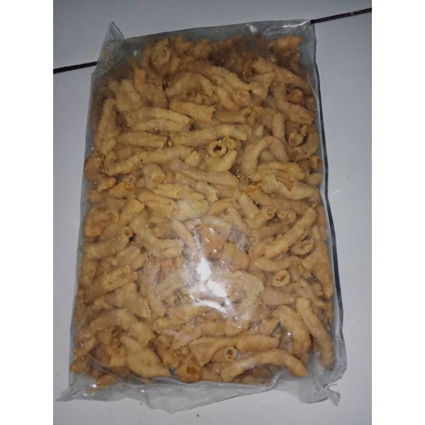 

KERIPIK USUS AYAM, USUS AYAM KRISPI, CEMILAN ENAK, MAKANAN RINGAN, KERIPIK USUS AYAM RENYAH NAGIH