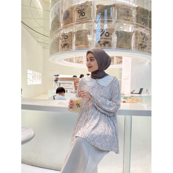 Preloved Lucy Blouse Cupcake Vanilla Hijab