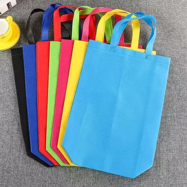 

PROMO 1 Lusin isi 12 Tas Kain Spunbond Jumbo Kotak / Handle Box Goodie Bag XL= 35x40x12 Kantong Sembako ...,,