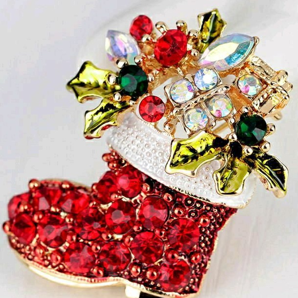 Bros/ Pin/ Natal/ Christmas/ Rusa/ Pohon Natal/ Xmas