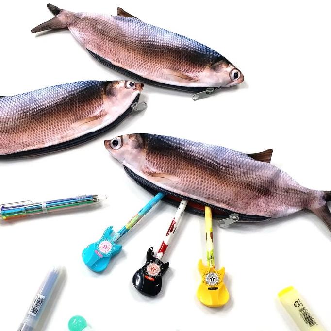 

Tempat Pensil Ikan Bandeng untuk penggemar Bandeng Presto