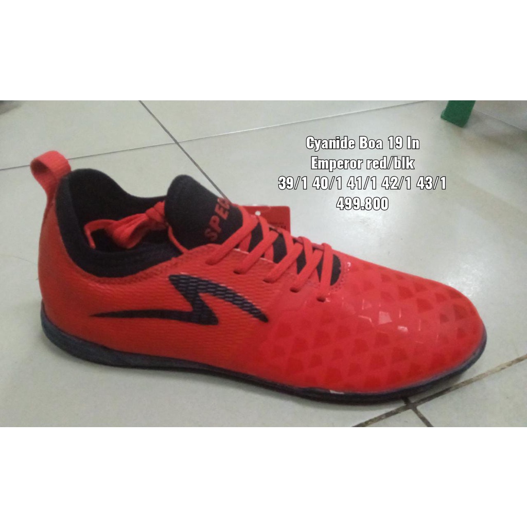 SPECS CYANIDE IN IN EMPEROR RED