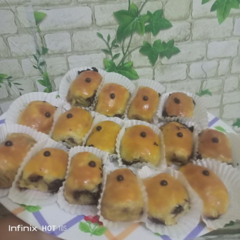 

BOLEN PISANG COKLAT/MIX KEJU UEEEENAK