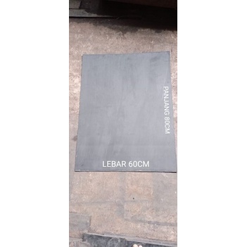 Karpet Karet Penahan Lumpur Truk Ukuran 60 cm x 80 cm