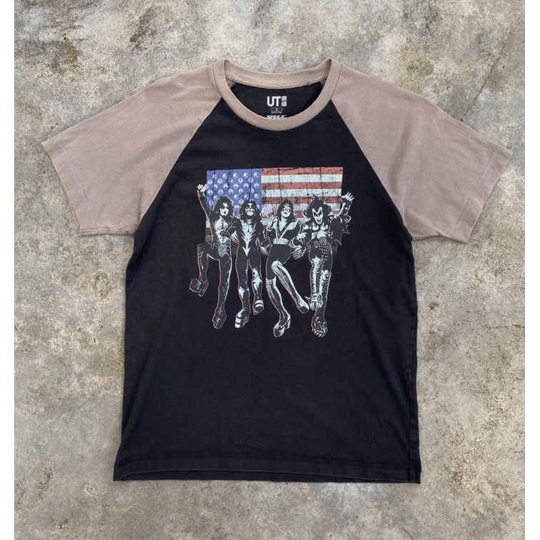 Kaos Band Kiss x Uniqlo